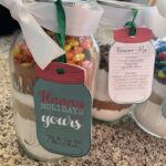 reese's pieces mason jar cookie gift