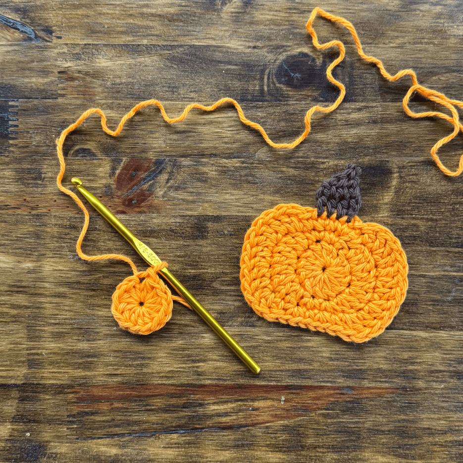 crochet pumpkin applique