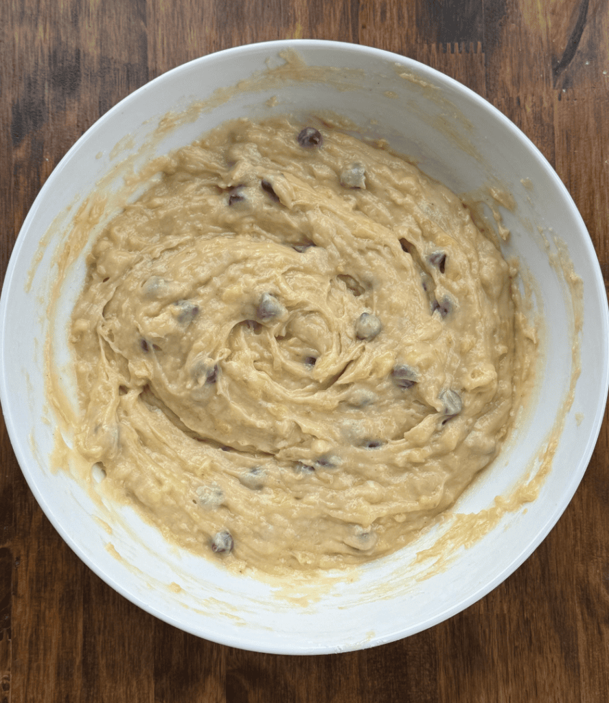 chocolate chip banana muffins batter