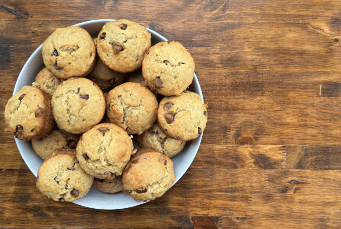 chocolate chip banana muffins