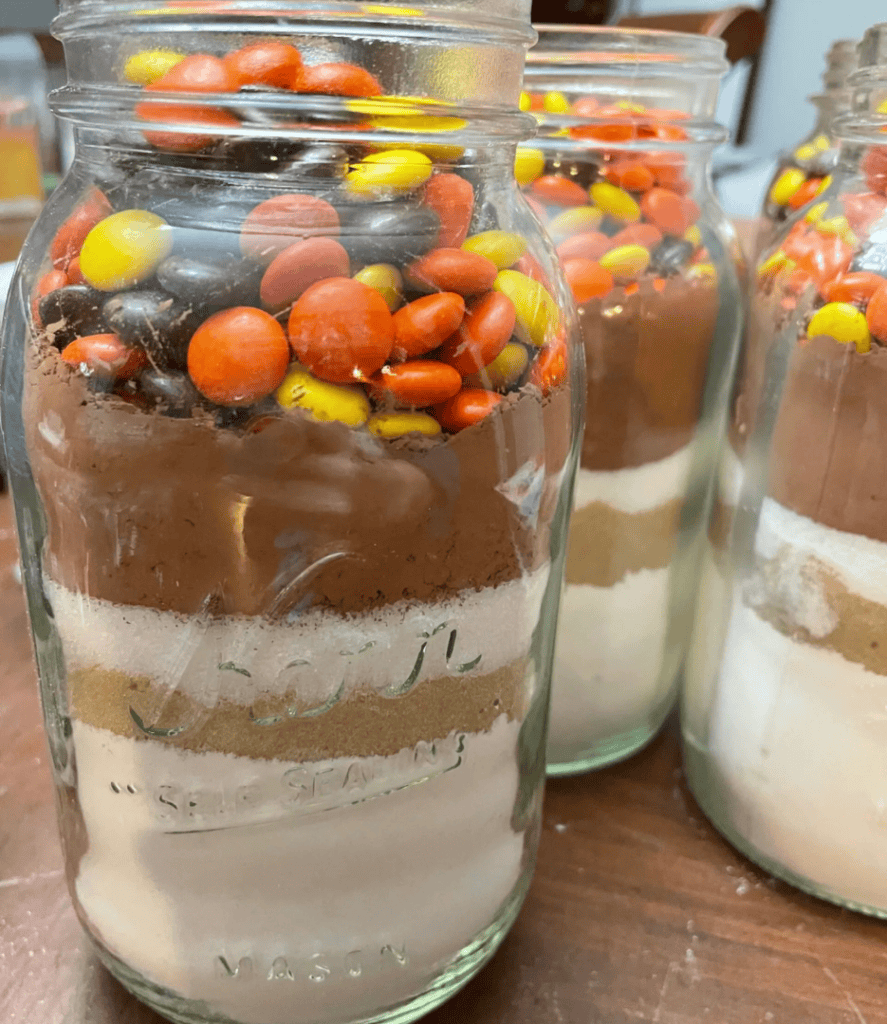homemade gifts, cookie in a mason jar