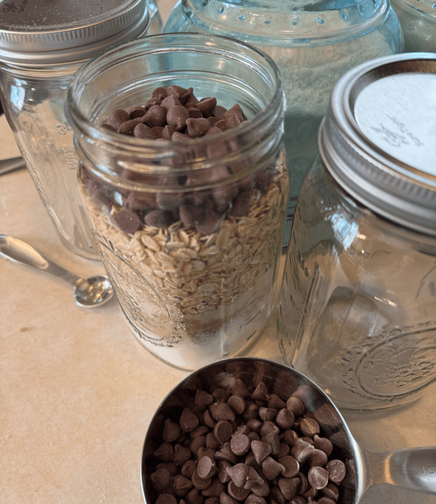 oatmeal cookie mason jar gift