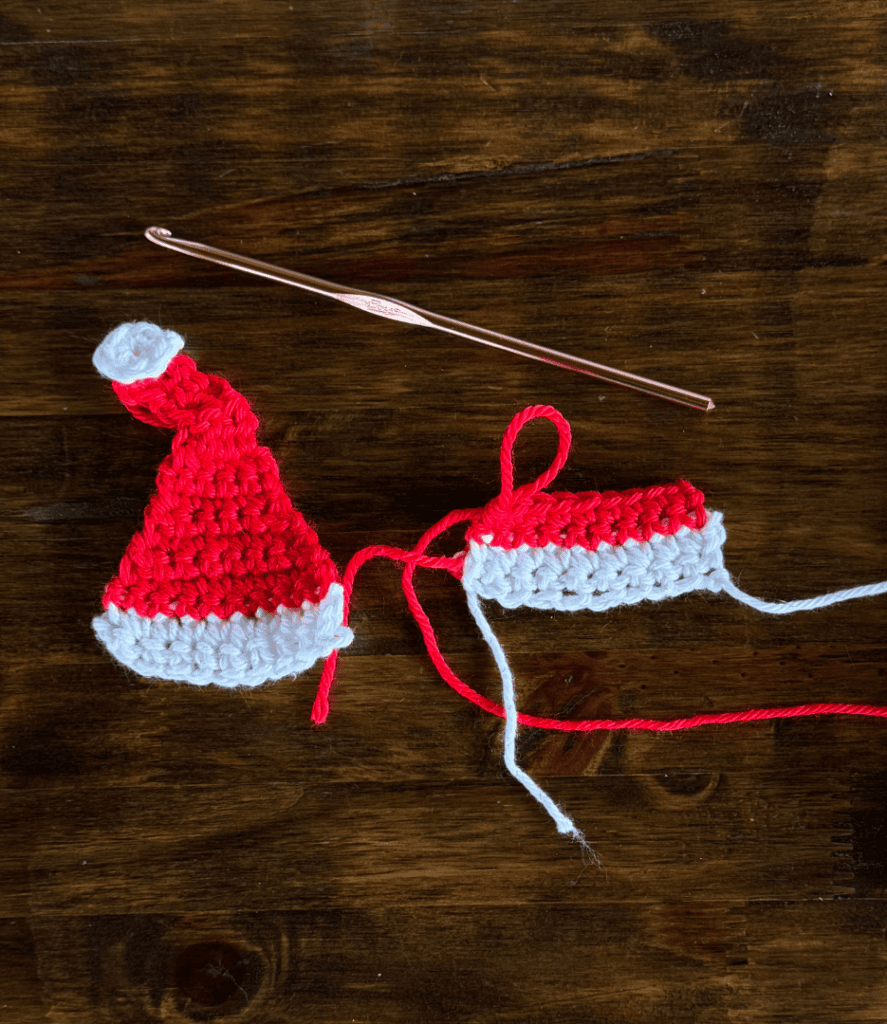 santa hat applique crochet pattern