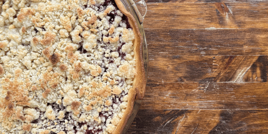 black raspberry pie with crumble top