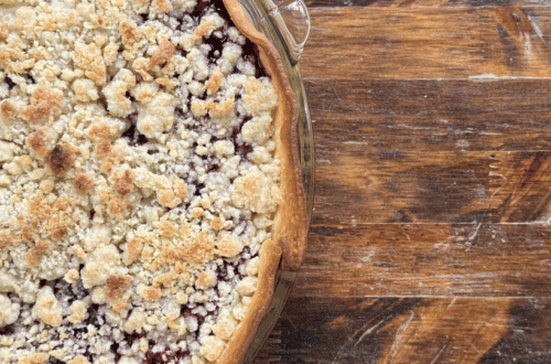 black raspberry pie with crumble top
