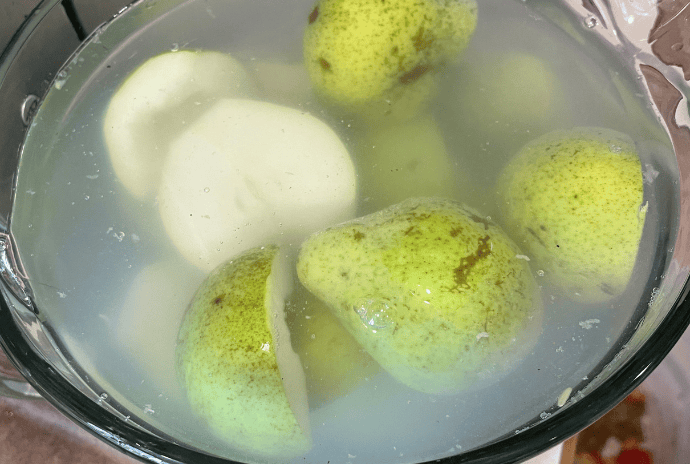pear halves in lemon water